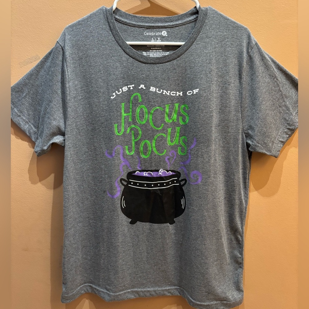 Celebrate It Just a Bunch of Hocus Pocus Halloween womens graphic t-shirt Size L